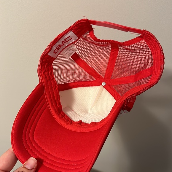 GMC trucker mesh hat EUC - Picture 4 of 4